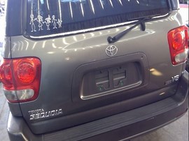 2005 TOYOTA SEQUOIA, GRAY, SR5, 4.7L, AT, AT.  Z25978